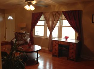 1009 3rd St, Carrollton, IL 62016