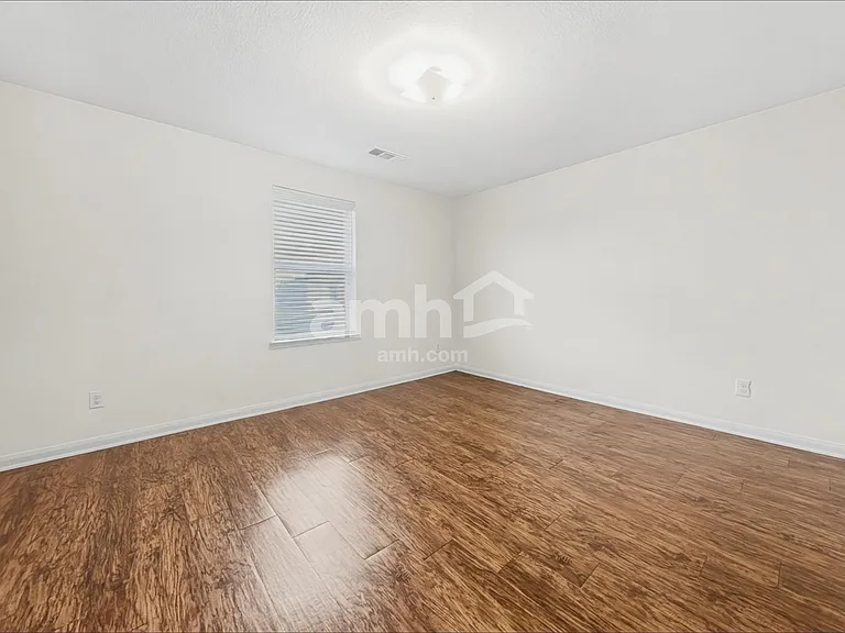 1211 Arizona Dr — Photo 13