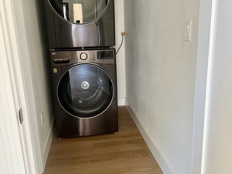 741 Valley View Ave — Photo 12