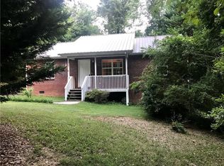 203 Terrier Dr, Calhoun, GA 30701