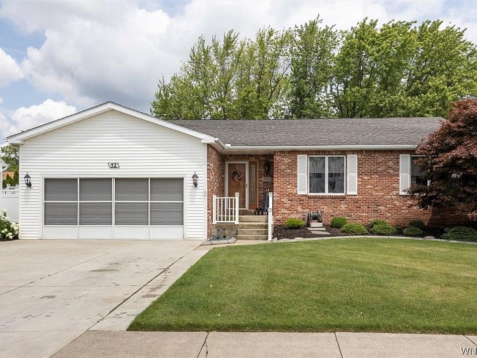 1st image of 52 Carla Ln
