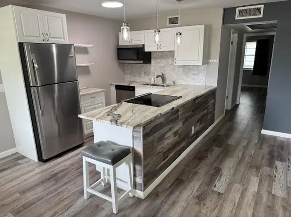 311 Chatham S #O, West Palm Beach, FL 33417