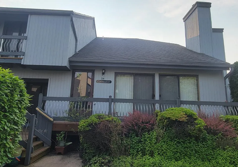 24 Cotoneaster Ct