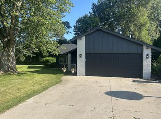 1274 E 225 S, Winona Lake, IN 46590