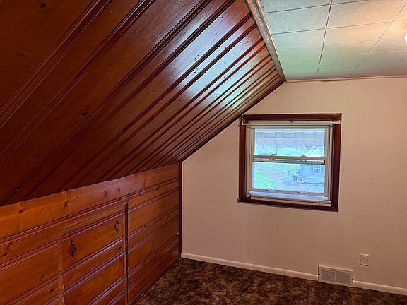 4th image of 400 Merwin Rd