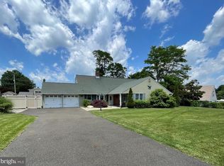 45 Rain Lily Rd, Levittown, PA 19056