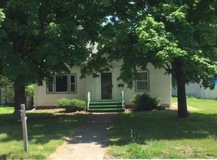 334 1st St SW, Winnebago, MN 56098