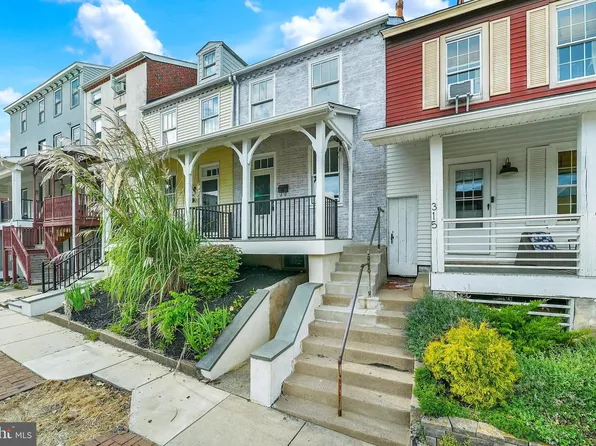 313 E State St, Kennett Square, PA 19348