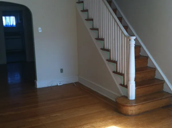 1733 S Avondale St, Philadelphia, PA 19142