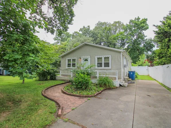 705 Taylor Ave, Huron, OH 44839