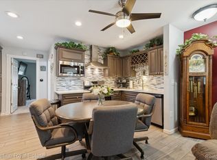 50340 Helfer Blvd, Wixom, MI