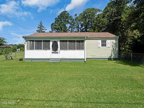 1311 Hazel Avenue, New Bern, NC 28560