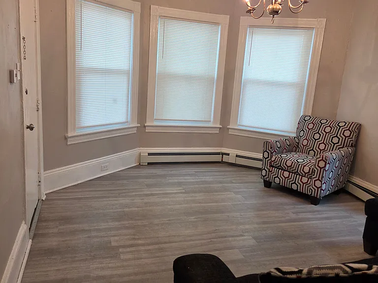 114 Jewett St #1 — Photo 9