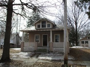 4 4th St, Glens Falls, NY 12801