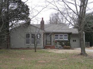 2454 E Kirkwood St, Springfield, MO 65804