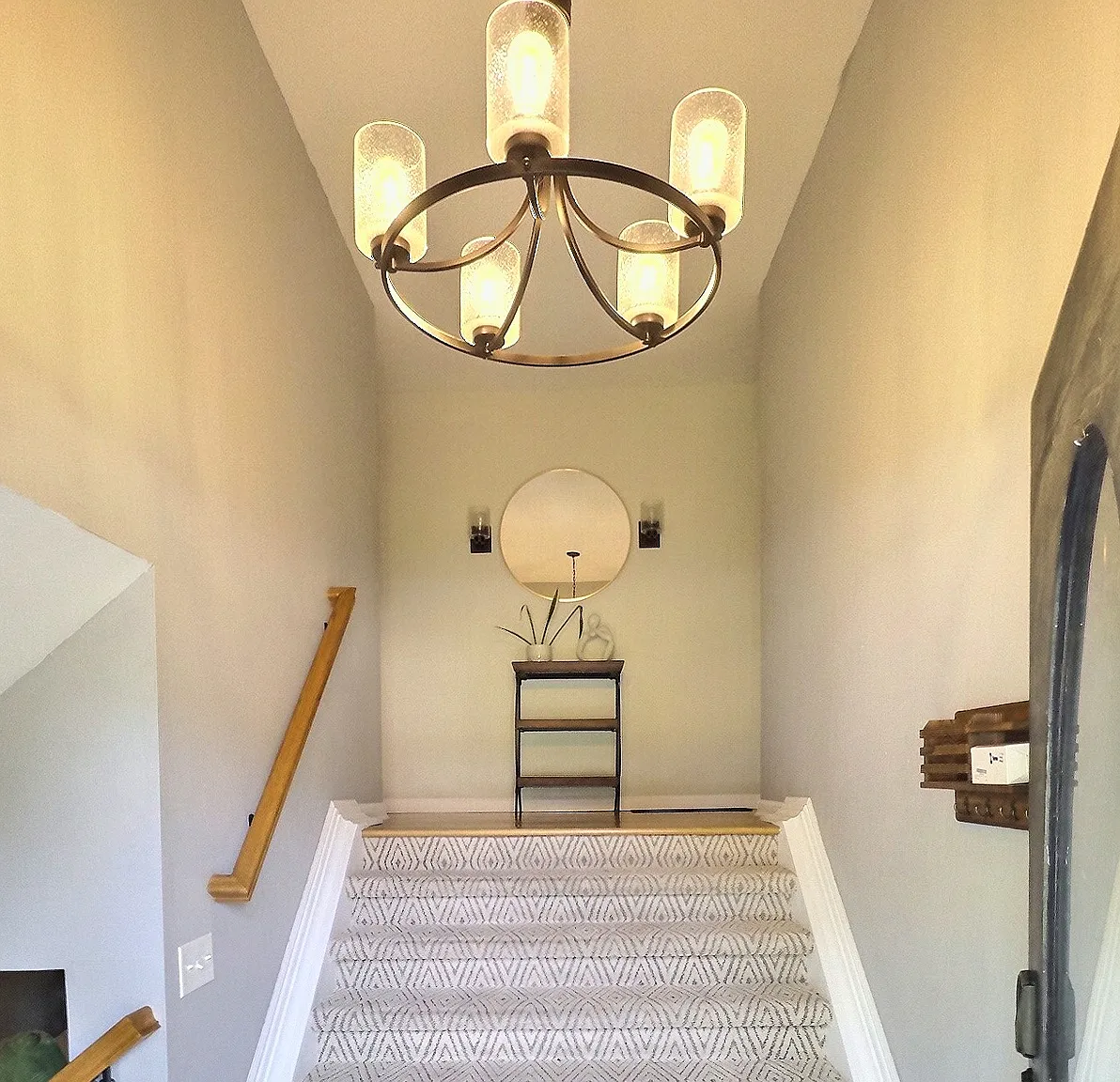 3 bed, 2.5 bath, 2040 sqft, $3,495 — Photo 3