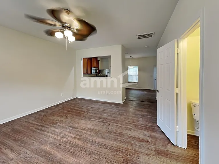 15718 Lakepoint Forest Dr — Photo 6