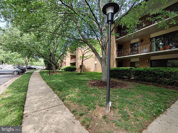 3rd image of 13135 Dairymaid Dr #101