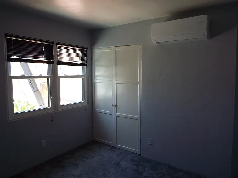 4476 Newport Ave — Photo 6
