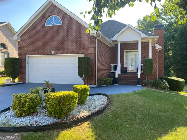 7537 Livingston Dr, Jonesboro, GA 30236