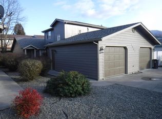 1467B SE N St, Grants Pass, OR 97526