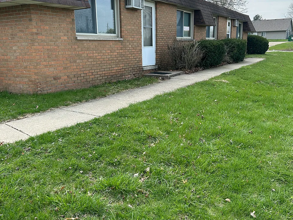 104 Cougar Ln #2