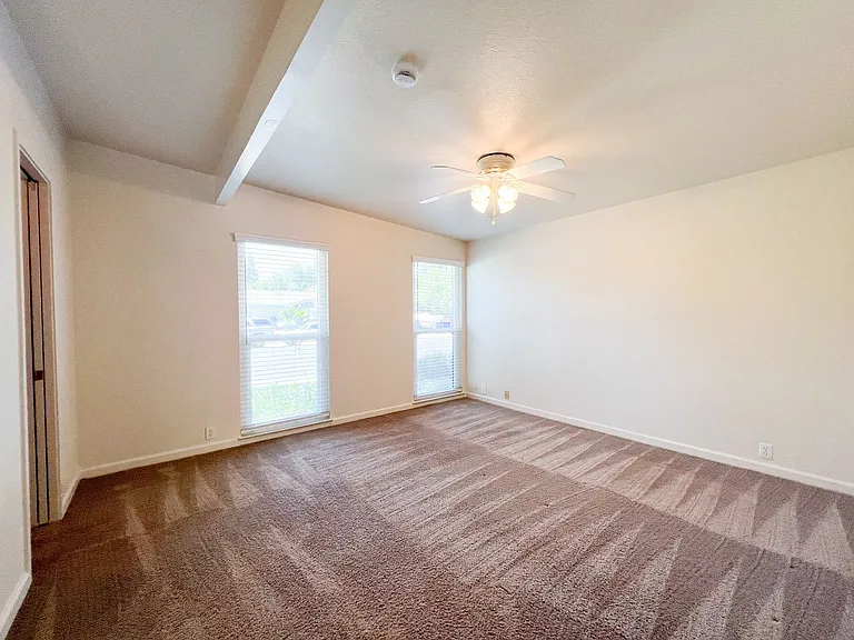 9379 Lujan Dr — Photo 23