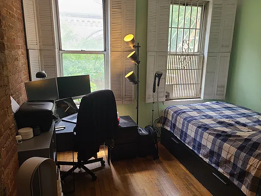 Rented by CJ Net Inc. | media 8