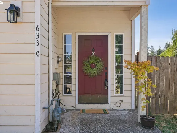633 N Grant St APT C, Newberg, OR 97132