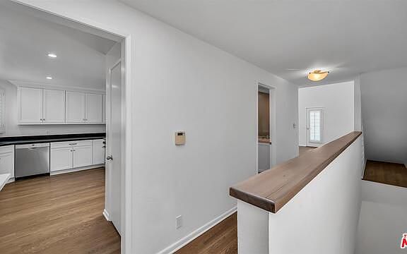 3rd image of 830 Haverford Ave Unit 6