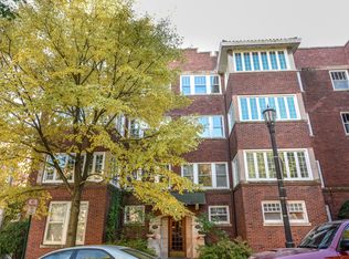 1004 Washington St APT 2, Evanston, IL 60202