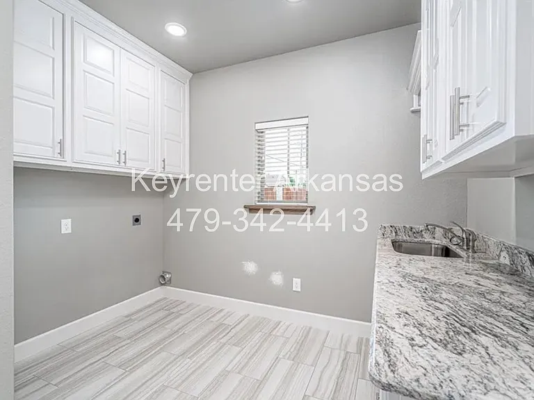 400 SW Ramsey Ln — Photo 27