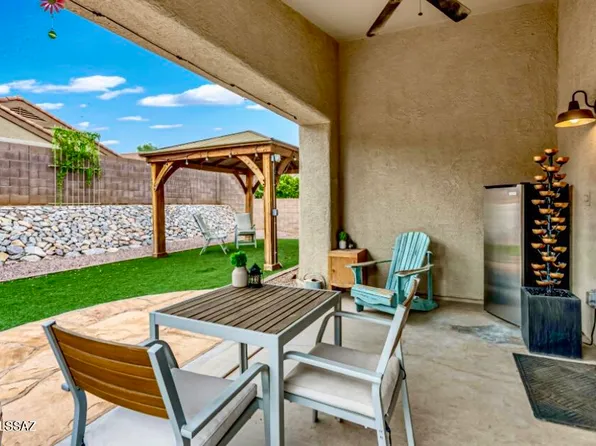 2351 W Golden Hills Rd, Tucson, AZ 85745