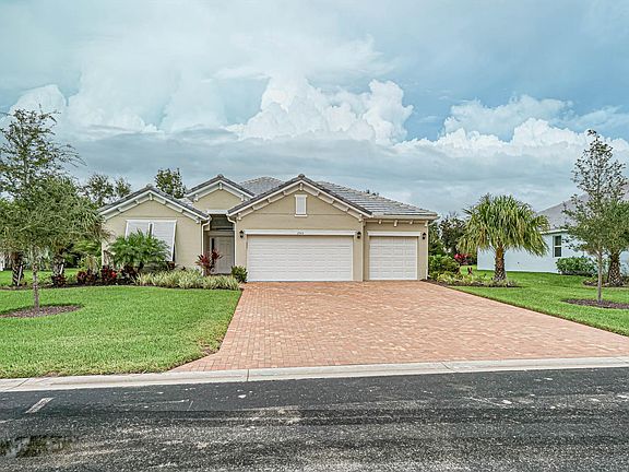 2nd image of 2513 Saint Lucia Cir