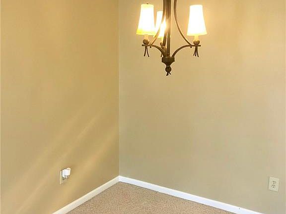 4th image of 22622 Lenox Dr #720