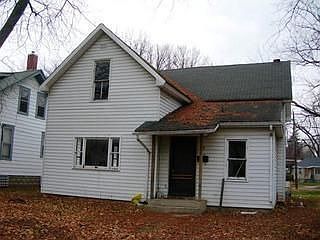 2nd image of 530 Ferry St