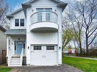 68 Newport St, Saint Catharines, ON L2M1P7