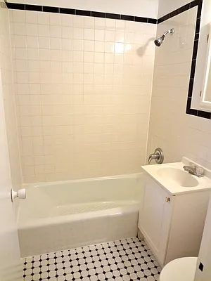 Rented by Steven Apuzzi LLC | media 16