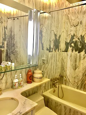 Sold by Douglas Elliman | media 22