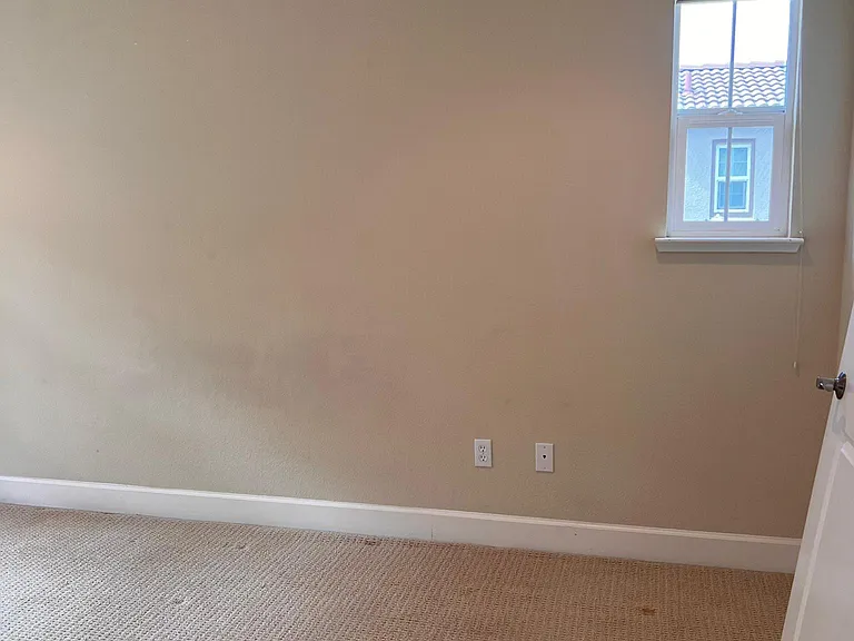 216 Hockney Ave — Photo 13