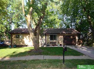 602 Nob Hill Ter, Bellevue, NE 68005
