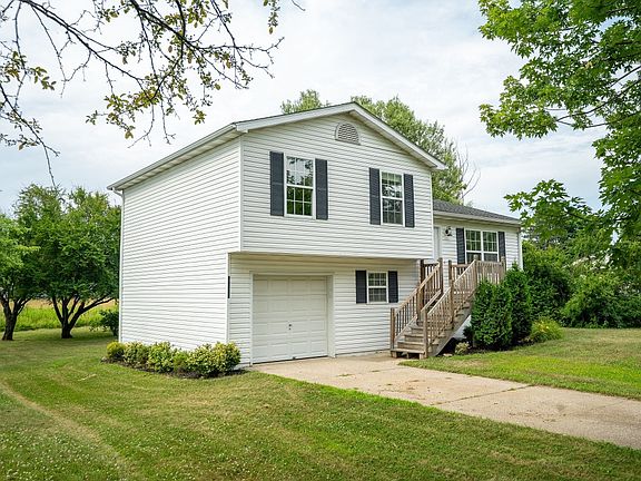 2nd image of 10304 N Park Dr