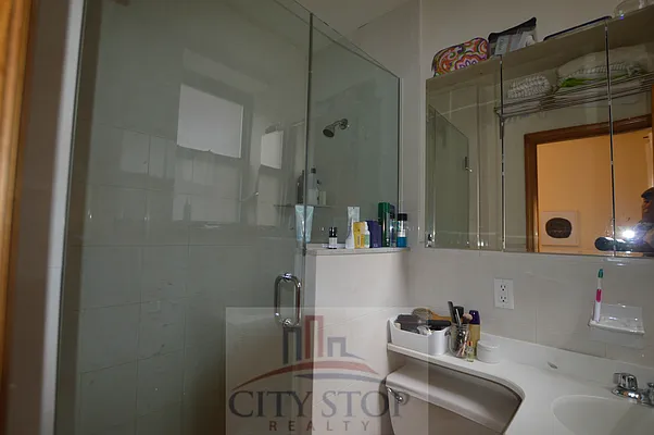 Rented by City Stop Realty | media 20