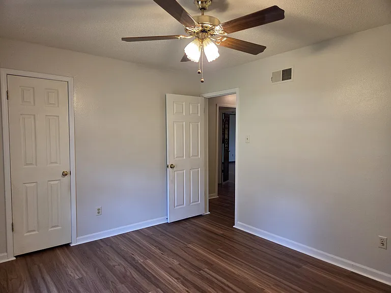 5609 Fieldcrest Ave — Photo 11