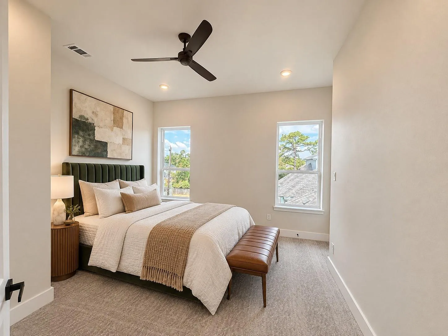 1525 Caywood Ln — Photo 4