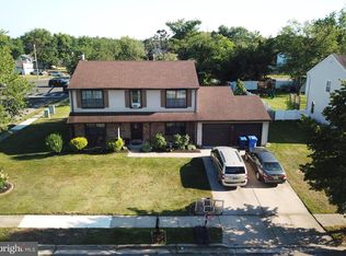 100 Maureen Ct, Marlton, NJ 08053