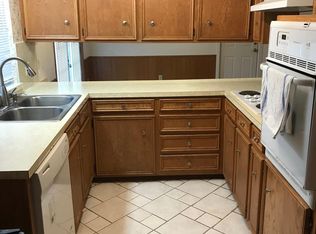 504 Westview Ter, Midlothian, TX 76065