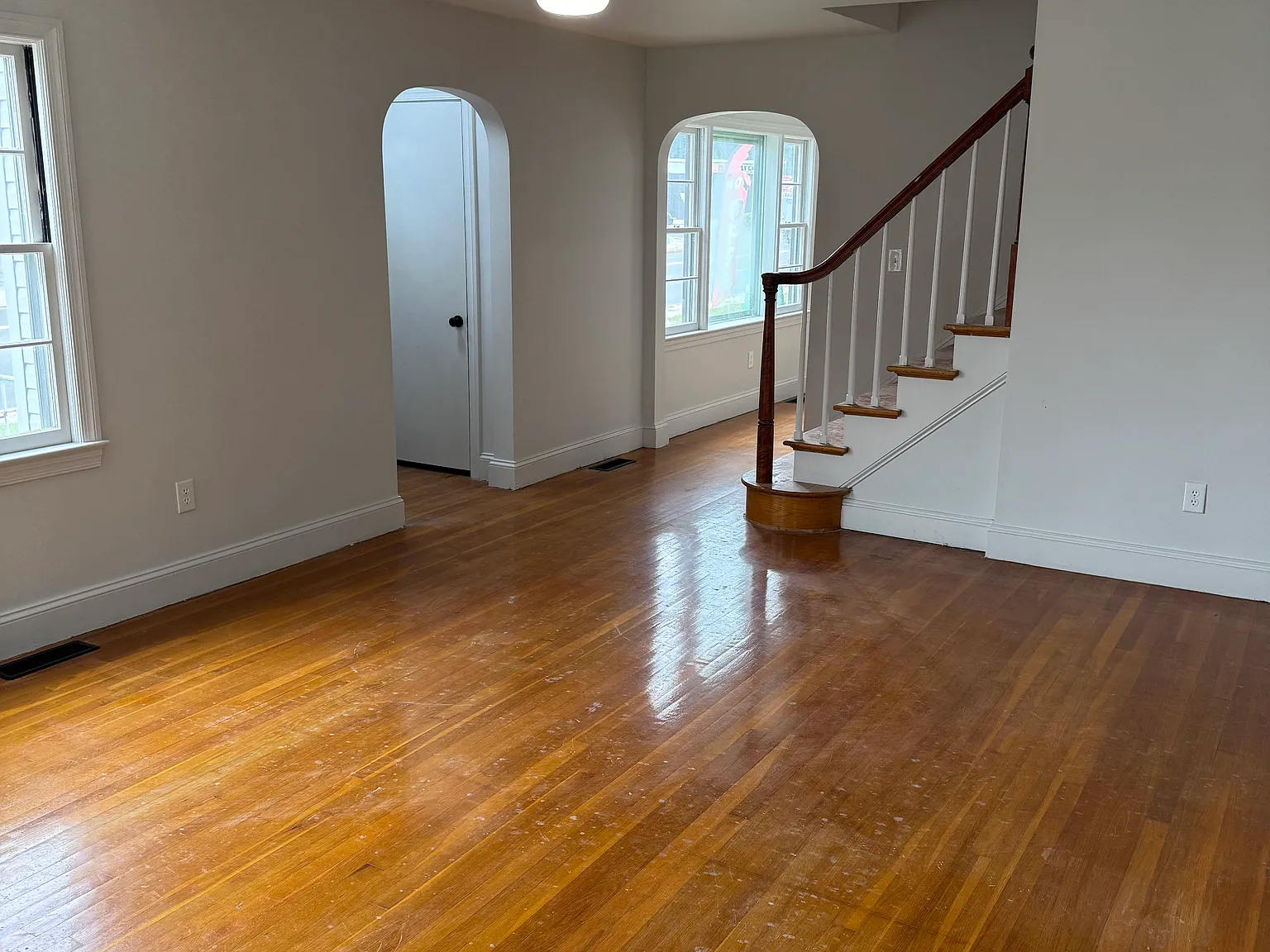 4 bed, 1746 sqft, $2,395 — Photo 4