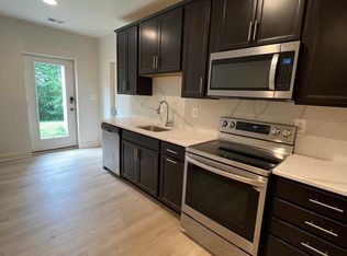 6705 Sunset Ter, Lanham, MD 20706