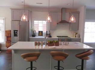 127 Grandin Rd, Charlotte, NC 28208